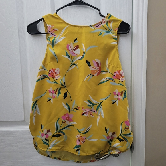 Floral blouse - Picture 2 of 2